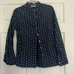 Talbots buttondown women’s shirt. 100% cotton